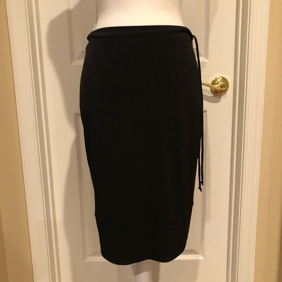 Eva Varro Skirt Set - Picture 5 of 7